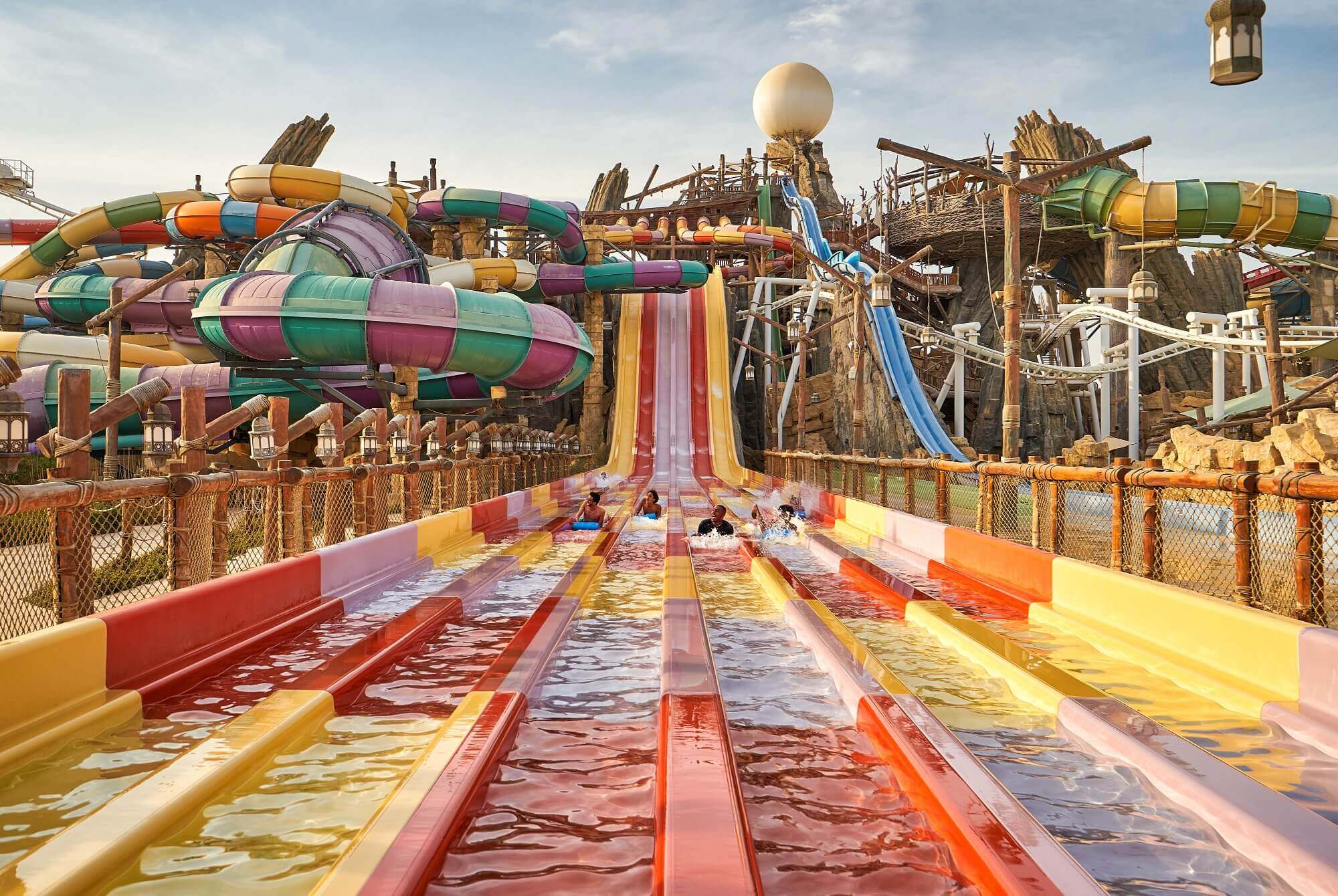 yas waterworld abu-dhabi 