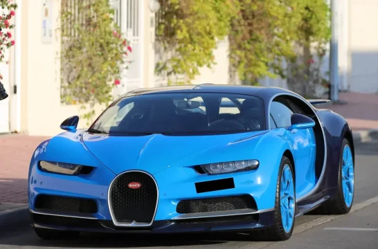 Bugatti içinde Dubai