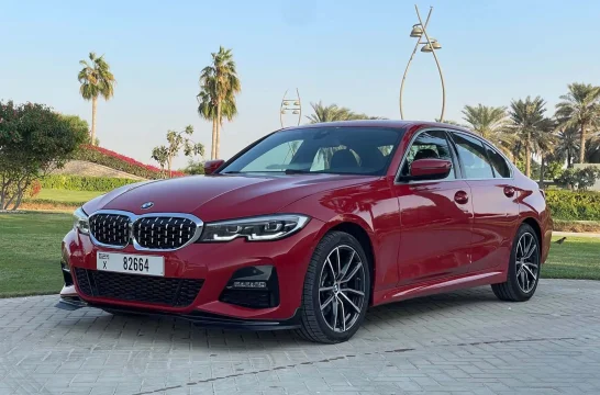 BMW 3-Series 330 Rouge 2020