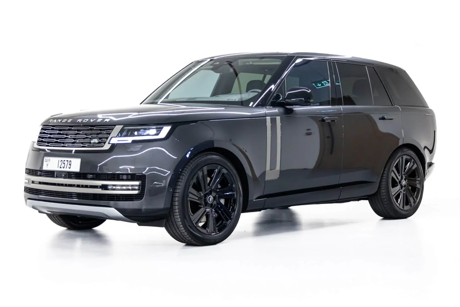 Alquiler Land Rover Range Rover  Gris 2023 en Dubái