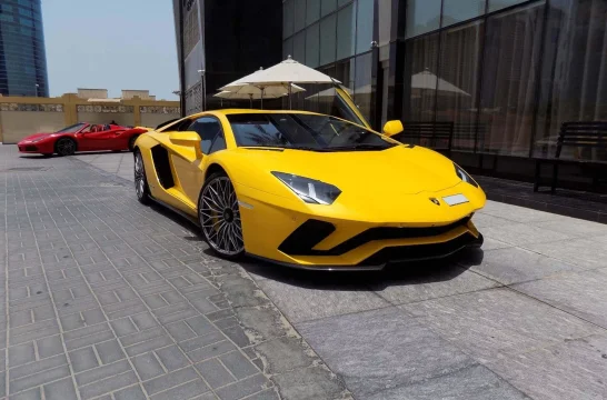 Lamborghini Aventador S Jaune 2021