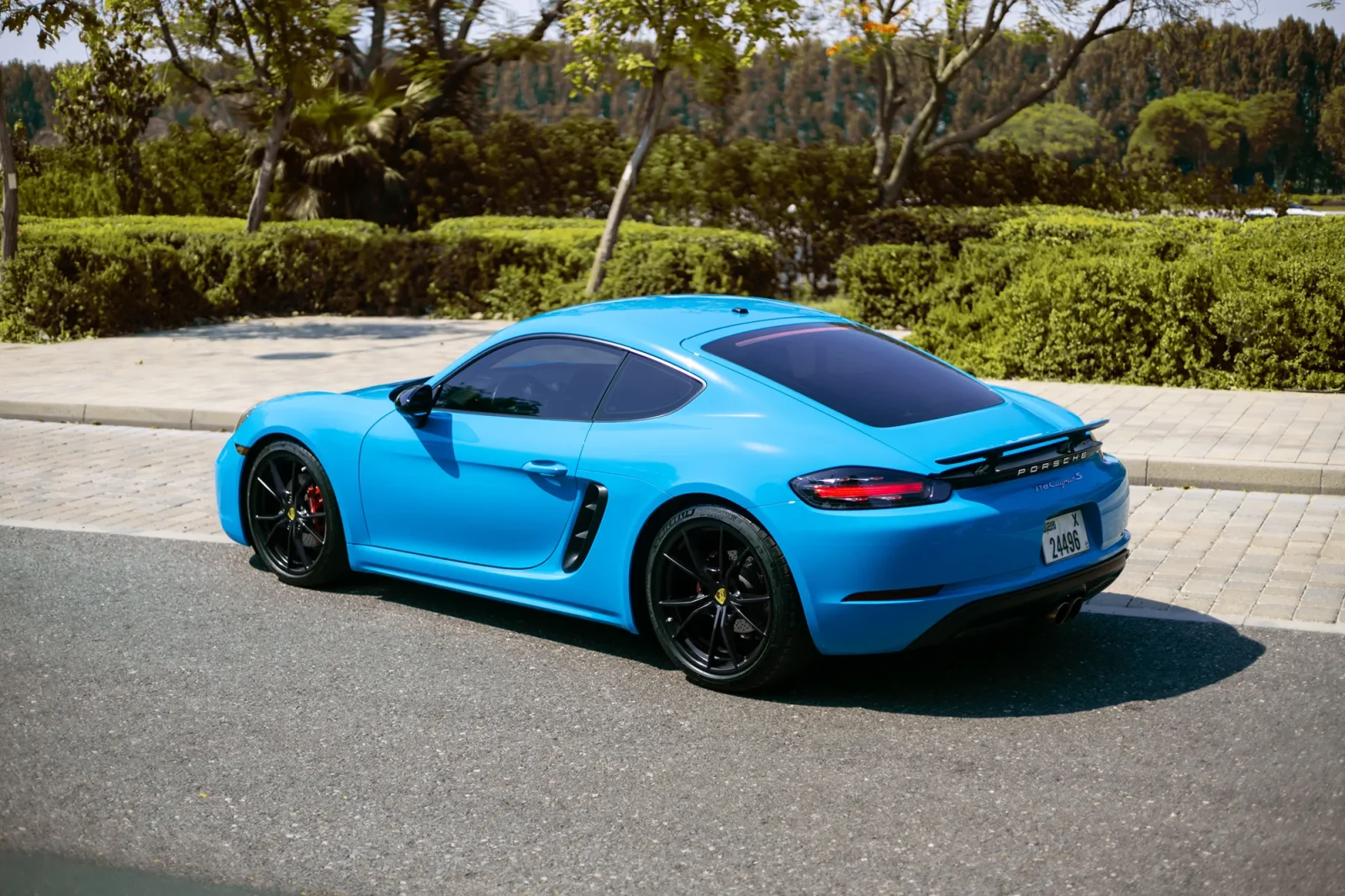 Rent Porsche Cayman S Blue 2022 in Dubai - 9 