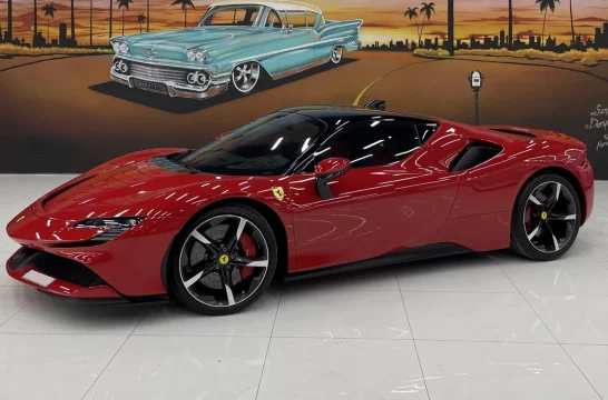 Ferrari SF90 Stradale Kırmızı 2021