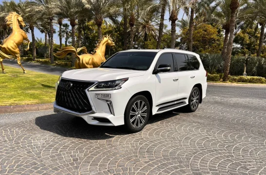 Lexus LX570 Weiß 2022