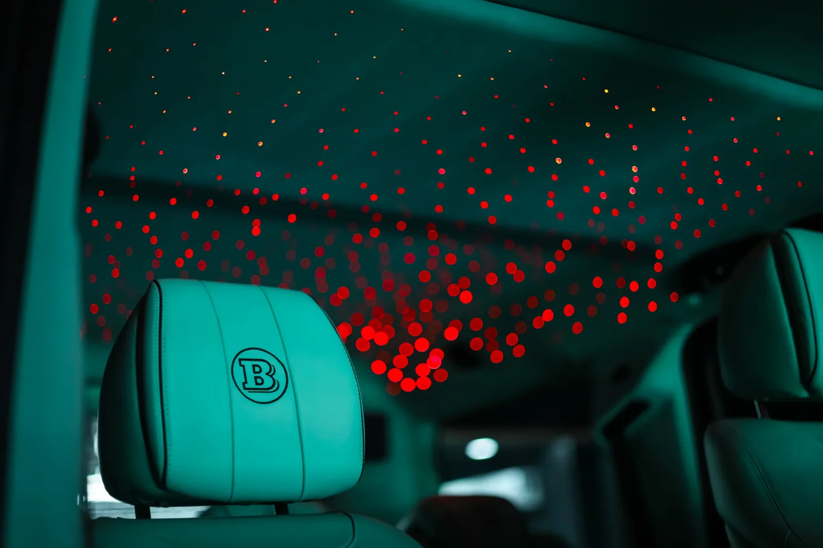 Huren Mercedes-Benz G-Class G800 Brabus Grijs 2023 in Dubai - 5 