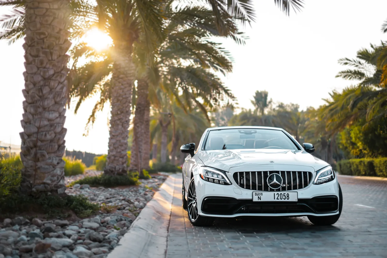 Huren Mercedes-Benz C-Class С300 Wit 2022 in Dubai - 9 