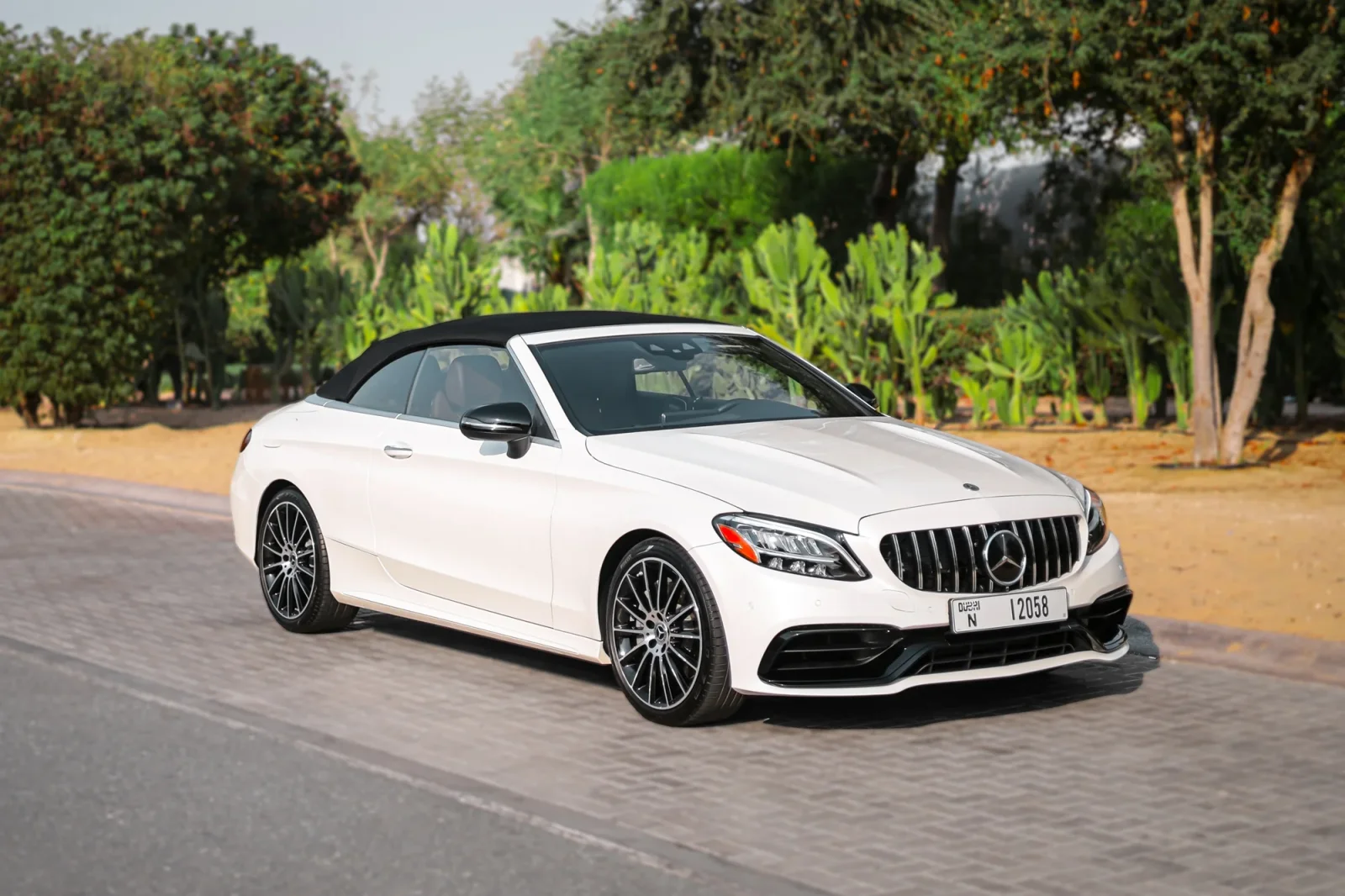 Huren Mercedes-Benz C-Class С300 Wit 2022 in Dubai - 7 