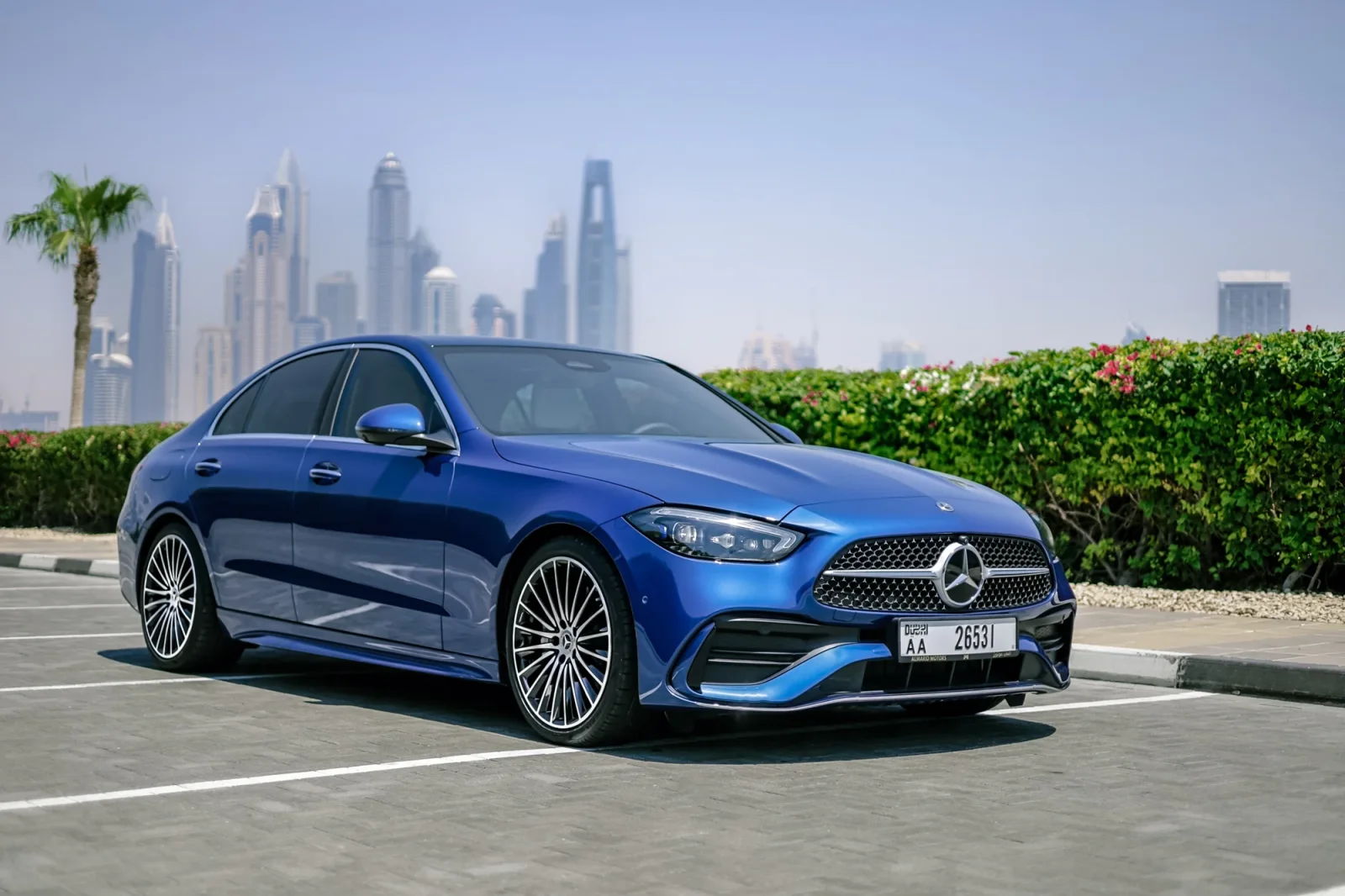 Kiralık Mercedes-Benz C-Class C200 Mavi 2024 içinde Dubai