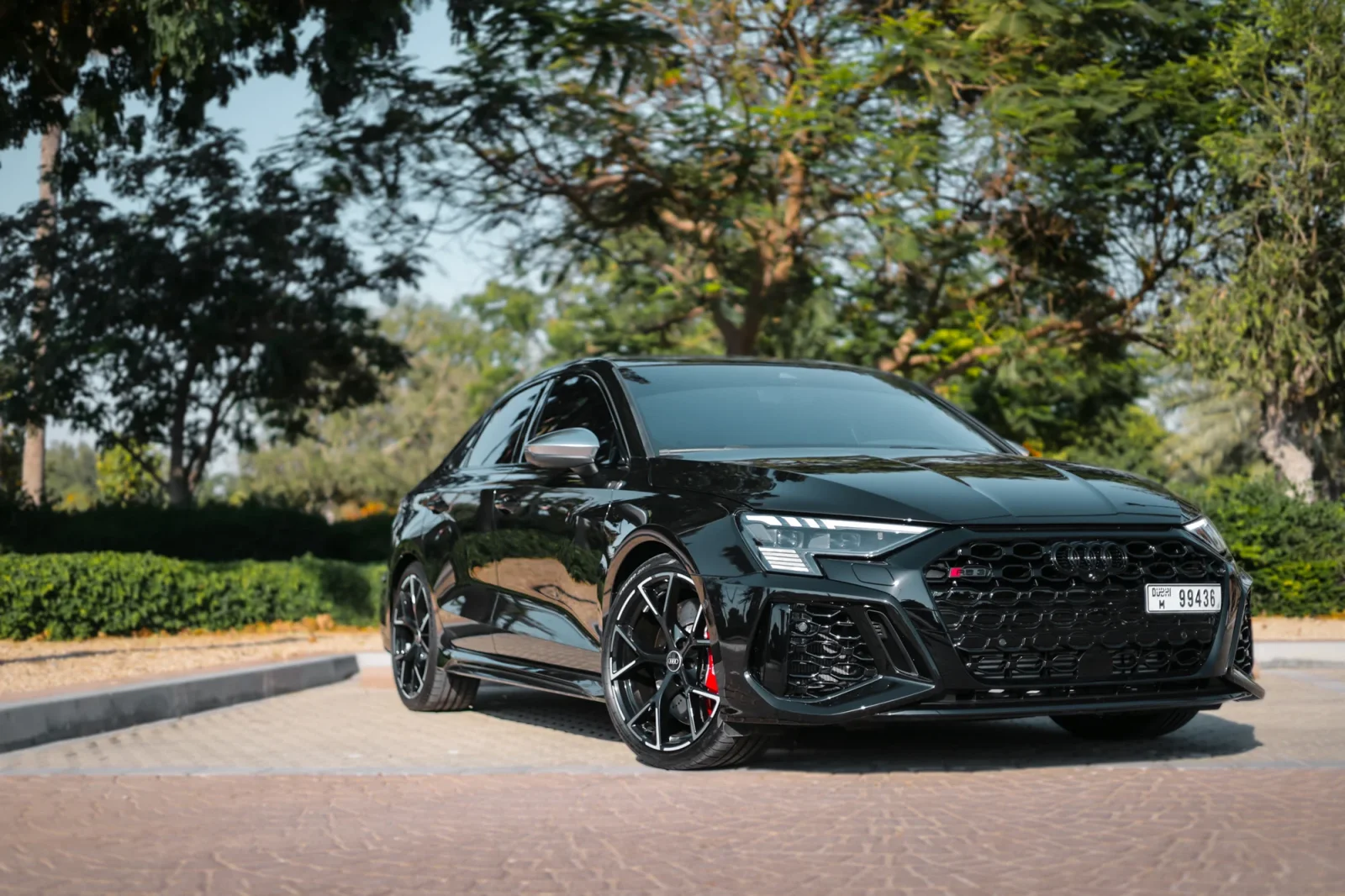 Affitto Audi RS3  Nero 2023 in Dubai - 2 