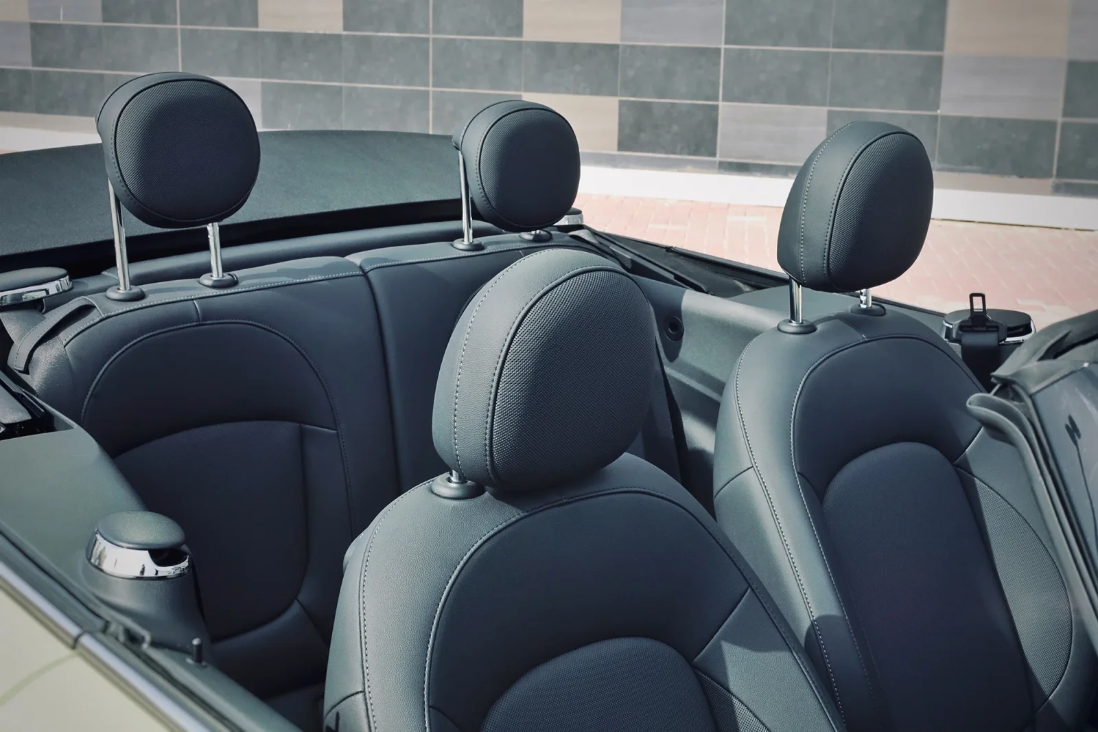 Аренда Mini Cooper  Желтый 2023 в Дубае - 8 