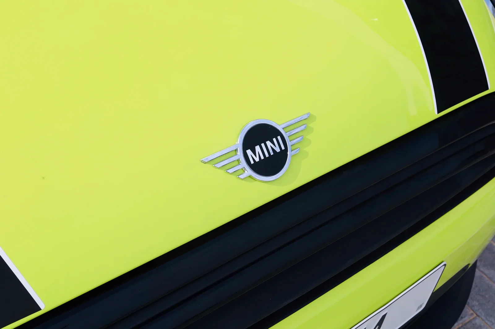Аренда Mini Cooper  Желтый 2023 в Дубае - 16 