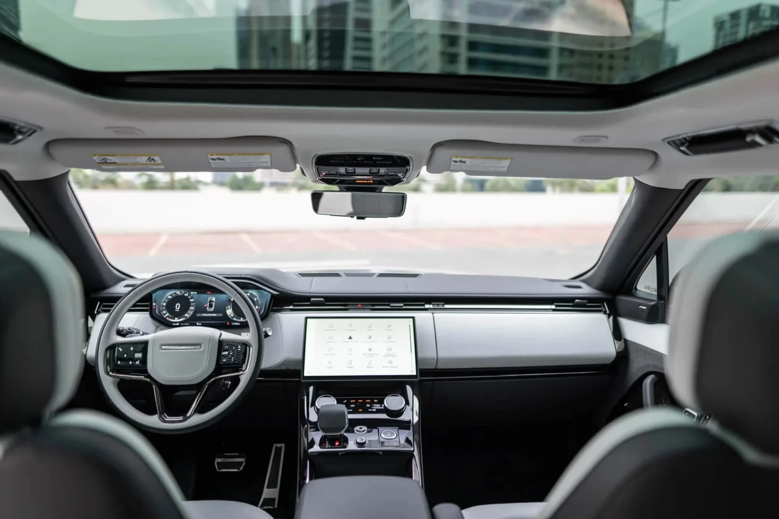 Huren Land Rover Range Rover Sport  Grijs 2023 in Dubai