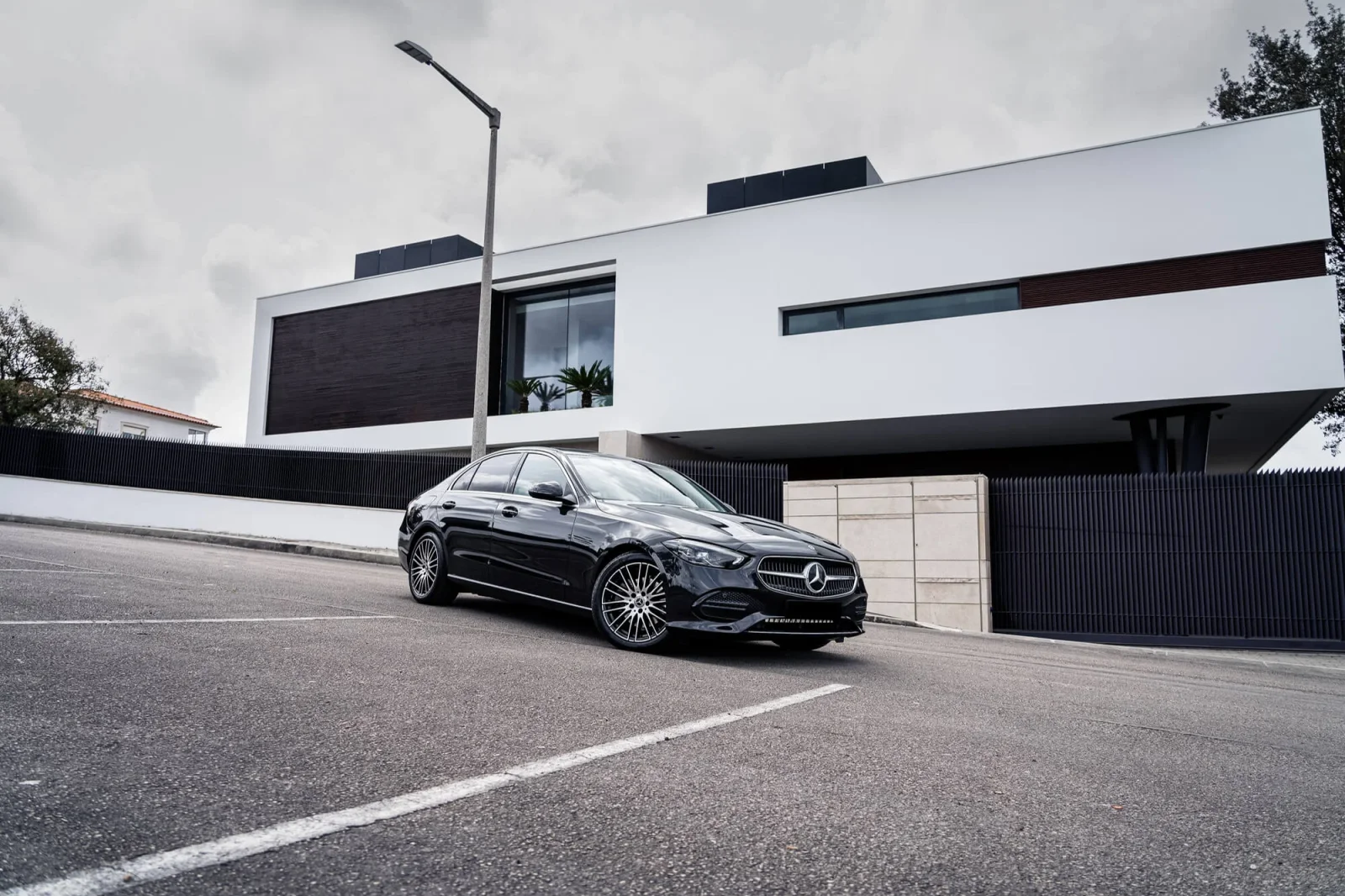 Miete Mercedes-Benz C-Class  Schwarz 2023 in der Dubai