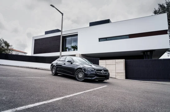 Mercedes-Benz C-Class Siyah 2023