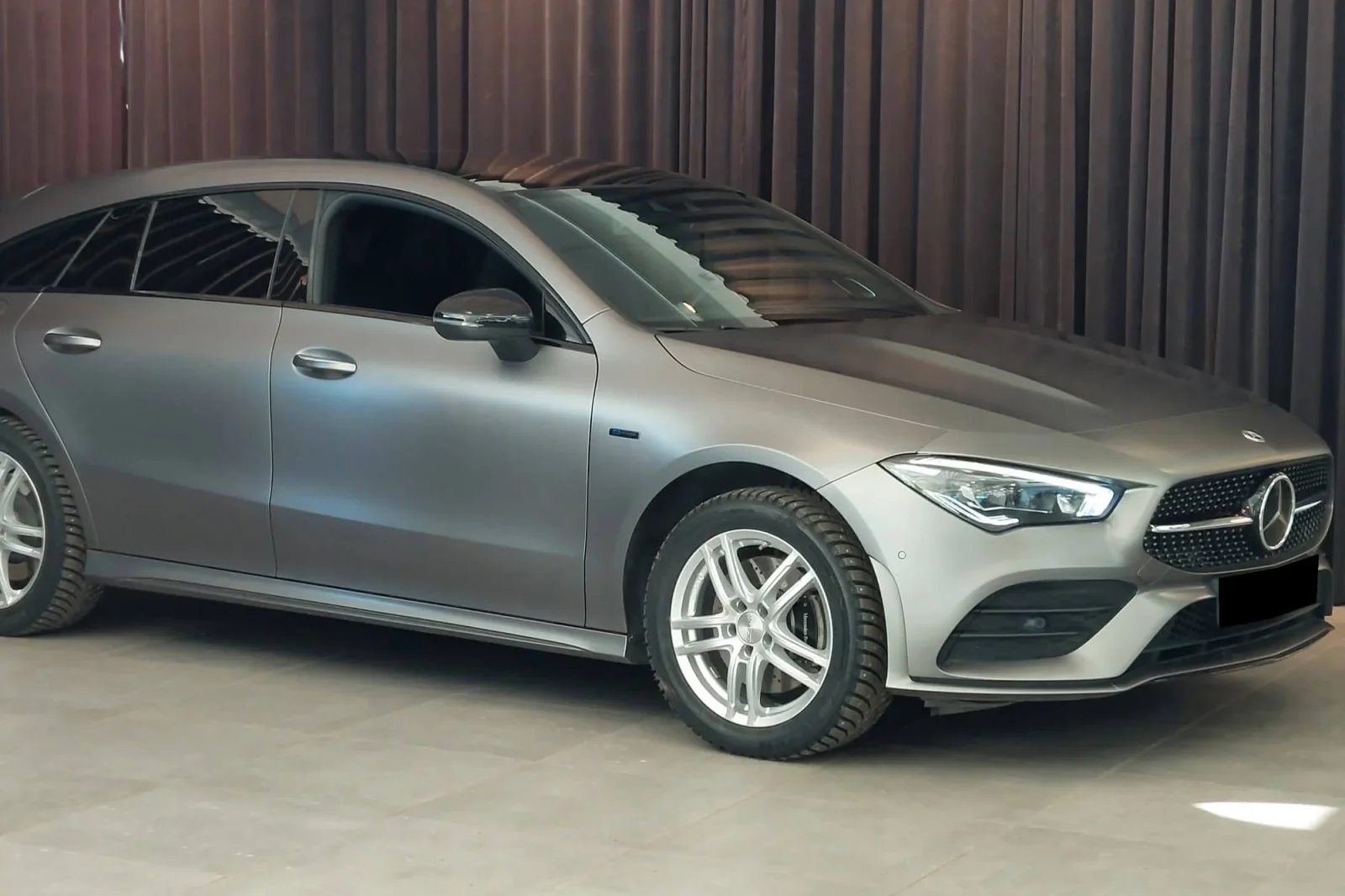 Miete Mercedes-Benz CLA-Class  Grau 2023 in der Dubai