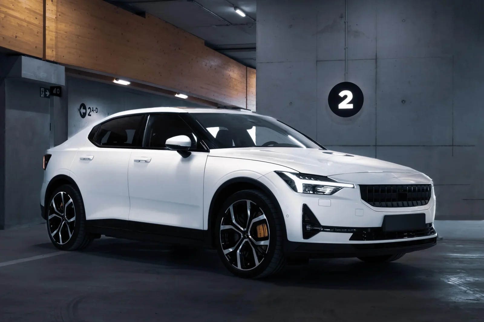 Аренда Polestar 2  Белый 2022 в Дубае