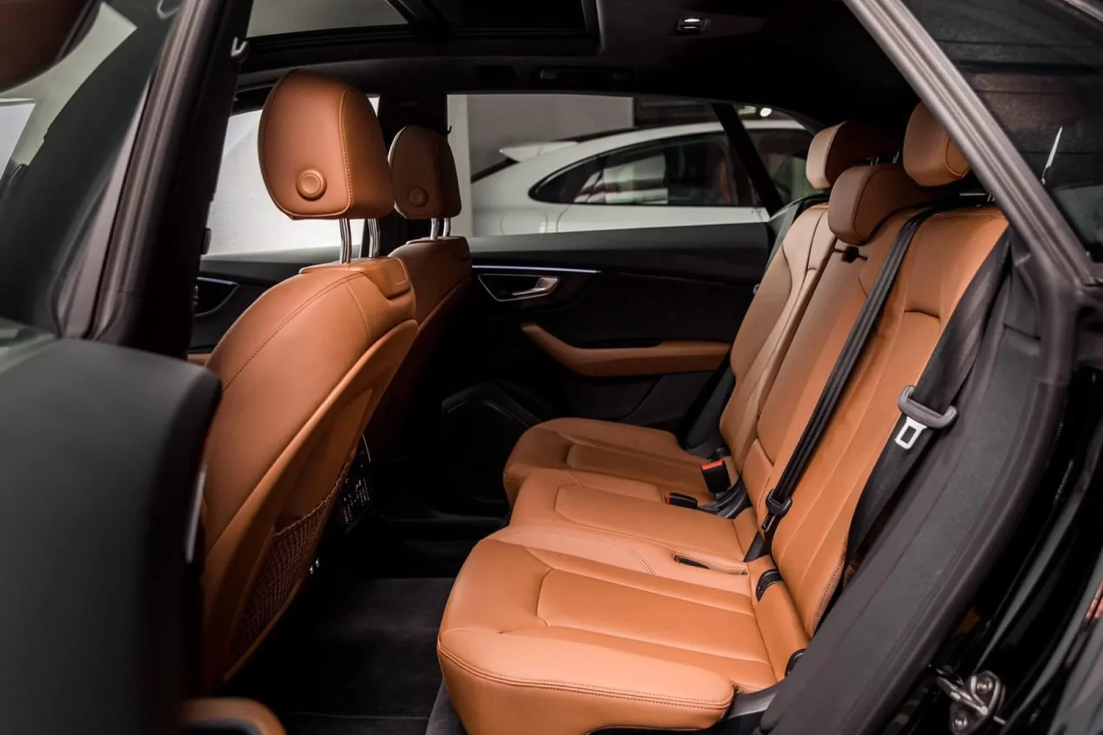 Affitto Audi Q8  Nero 2022 in Dubai