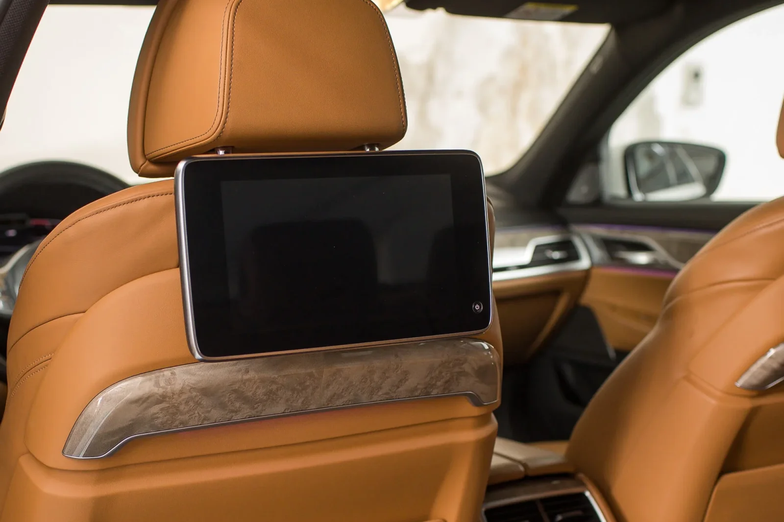 Alquiler BMW 7-Series  Negro 2021 en Dubái