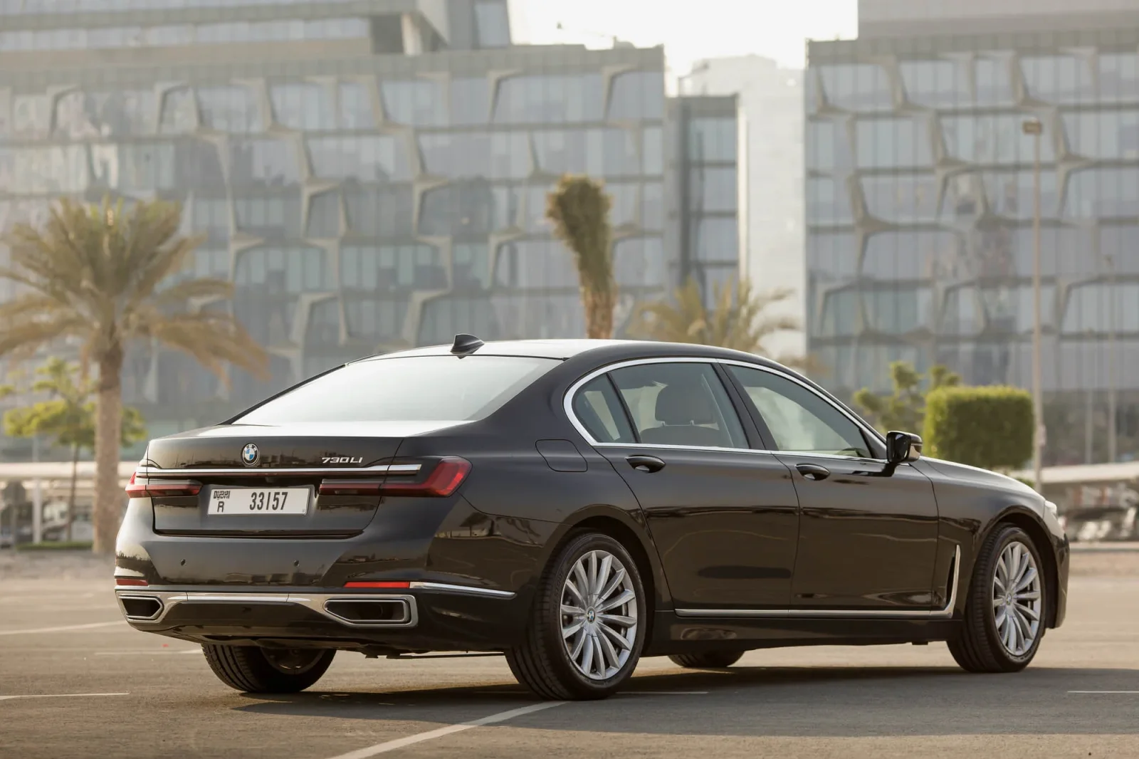 Alquiler BMW 7-Series  Negro 2021 en Dubái