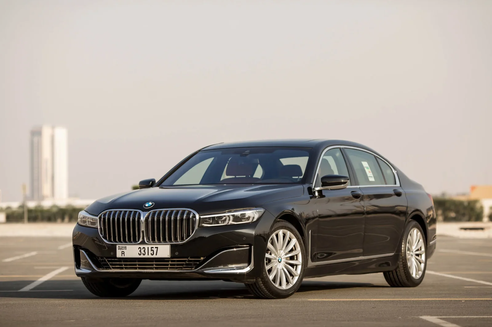 Alquiler BMW 7-Series  Negro 2021 en Dubái