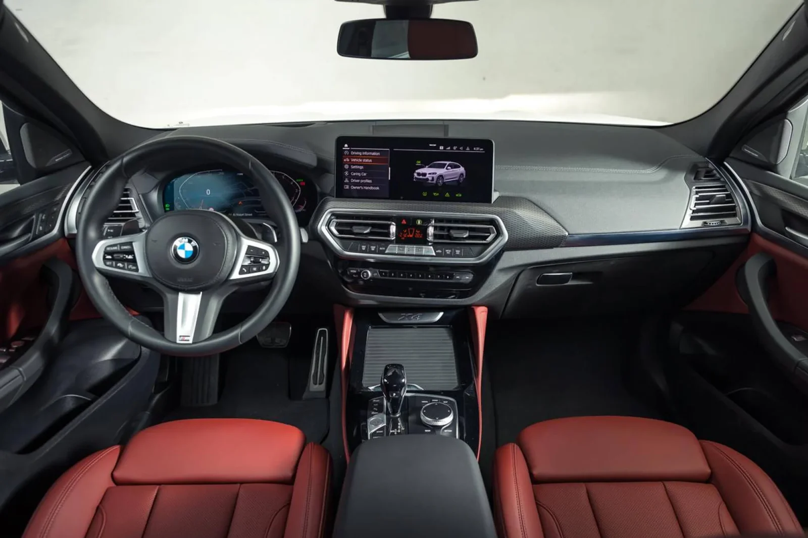 Alquiler BMW X4  Blanco 2024 en Dubái