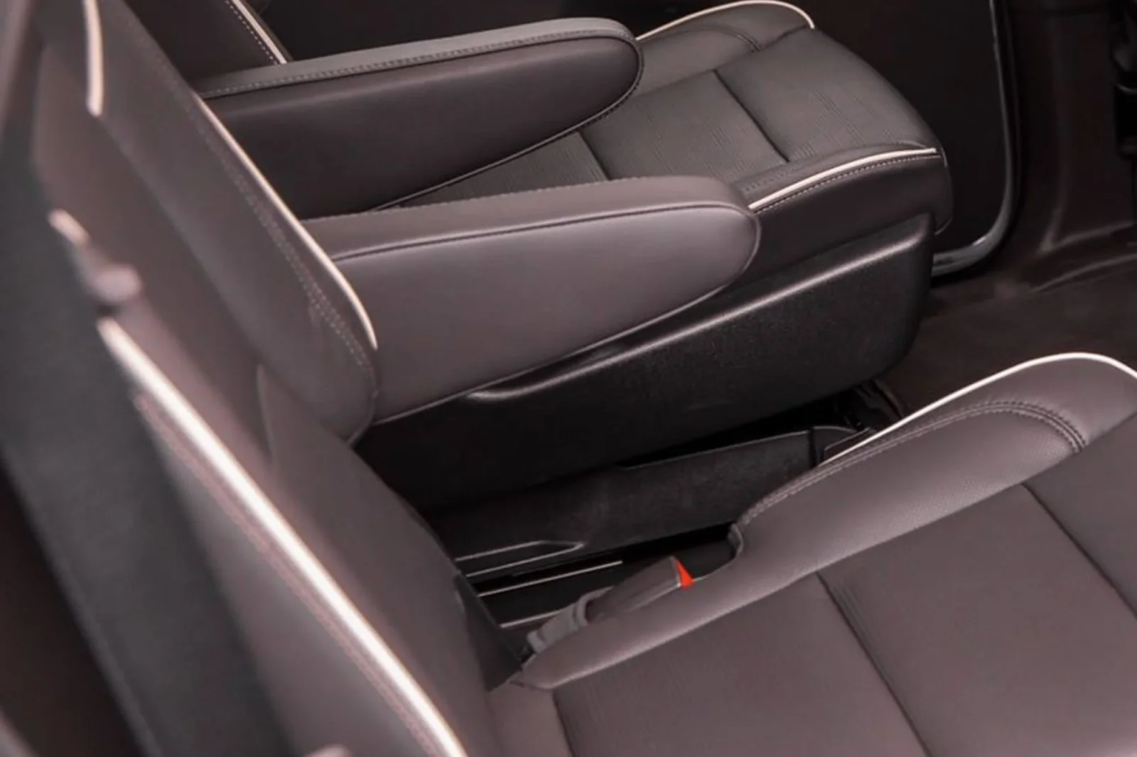 Kiralık Cadillac Escalade  Siyah 2024 içinde Dubai