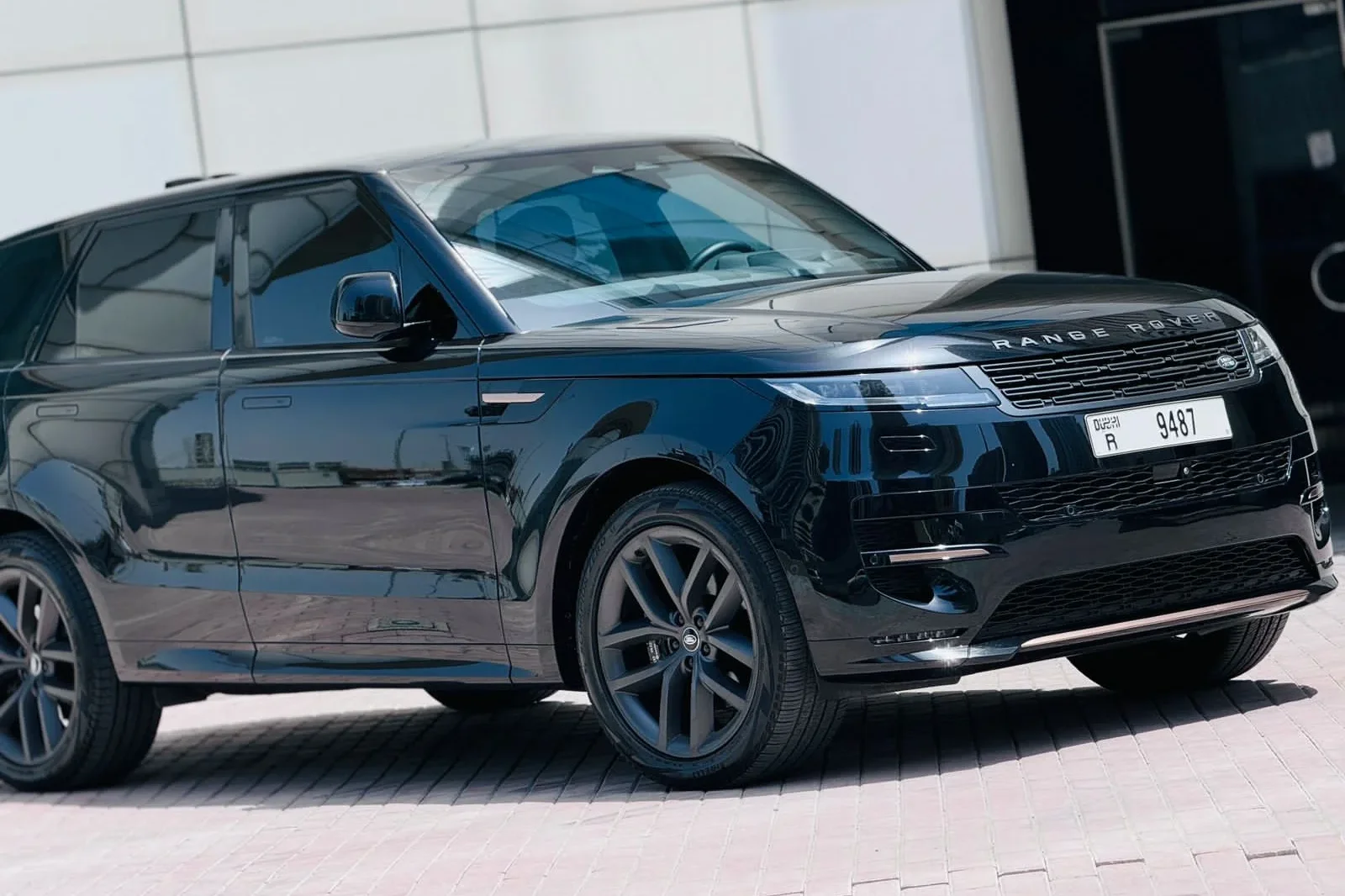 Аренда Land Rover Range Rover Sport  Черный 2024 в Дубае