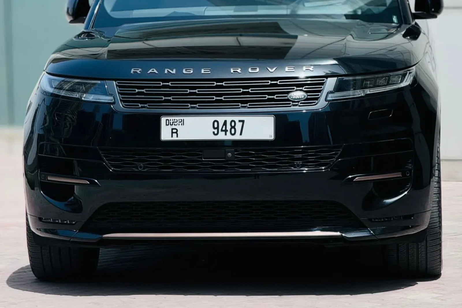 Аренда Land Rover Range Rover Sport  Черный 2024 в Дубае