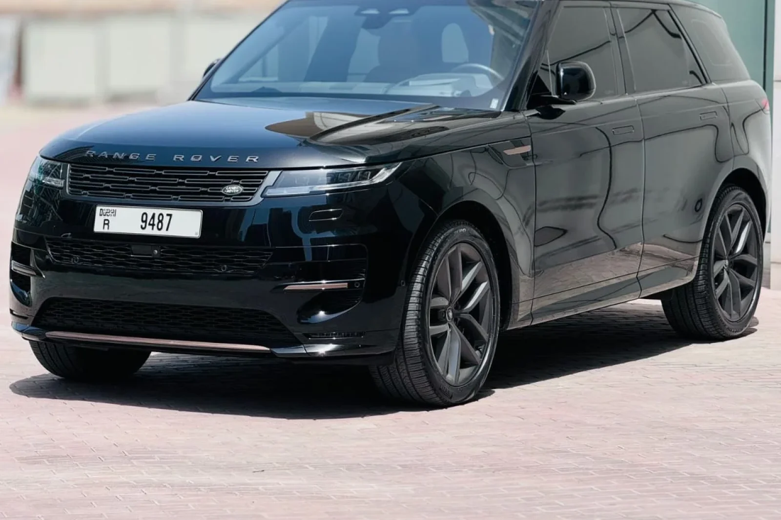 Аренда Land Rover Range Rover Sport  Черный 2024 в Дубае
