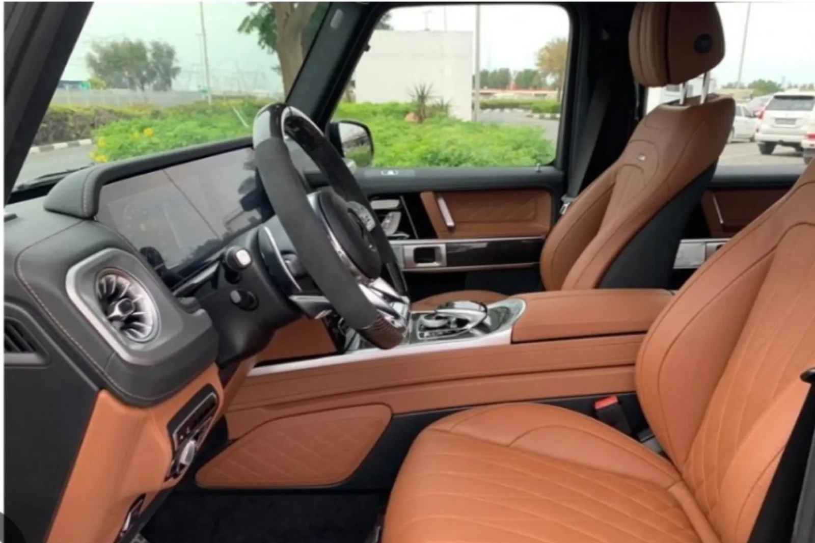 Alquiler Mercedes-Benz G-Class G63 AMG Negro 2022 en Dubái