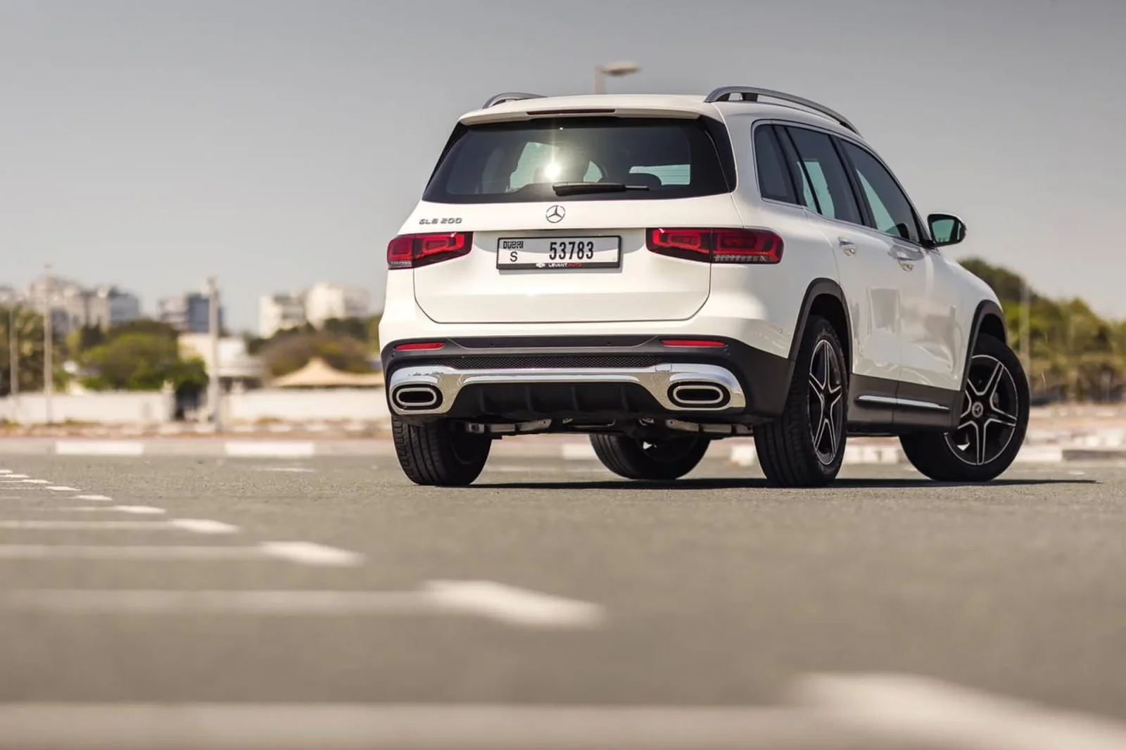 Miete Mercedes-Benz GLB-Class  Weiß 2022 in der Dubai