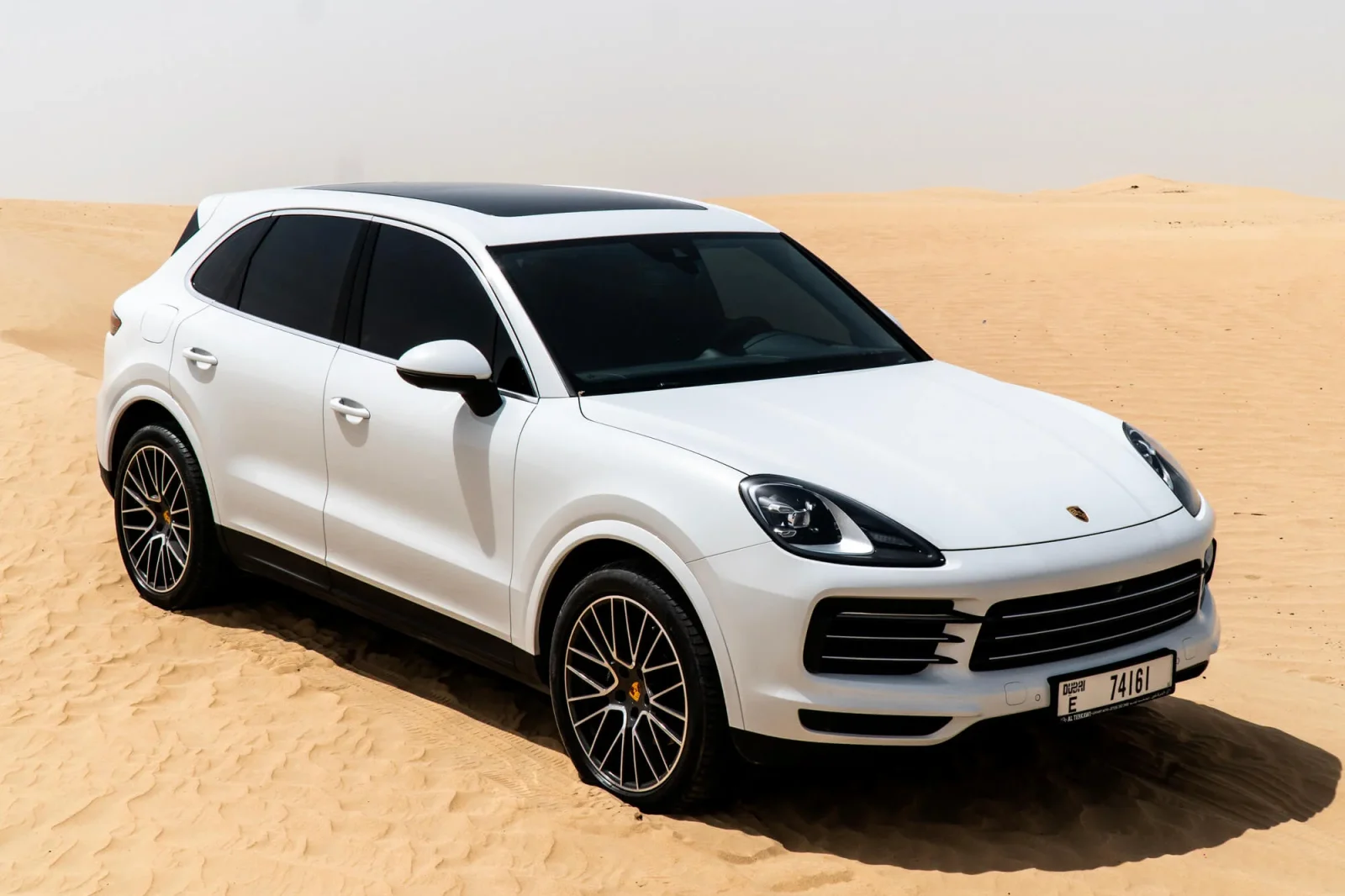 Miete Porsche Cayenne  Weiß 2019 in der Dubai