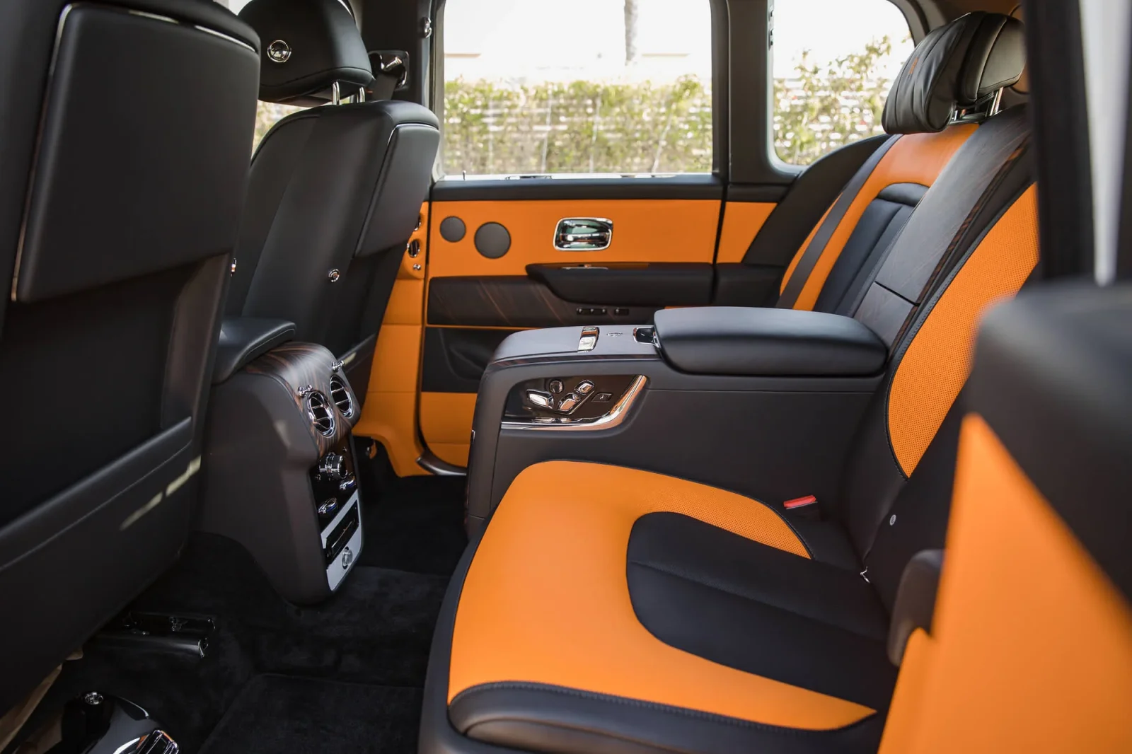 Affitto Rolls-Royce Cullinan  Bianco 2022 in Dubai