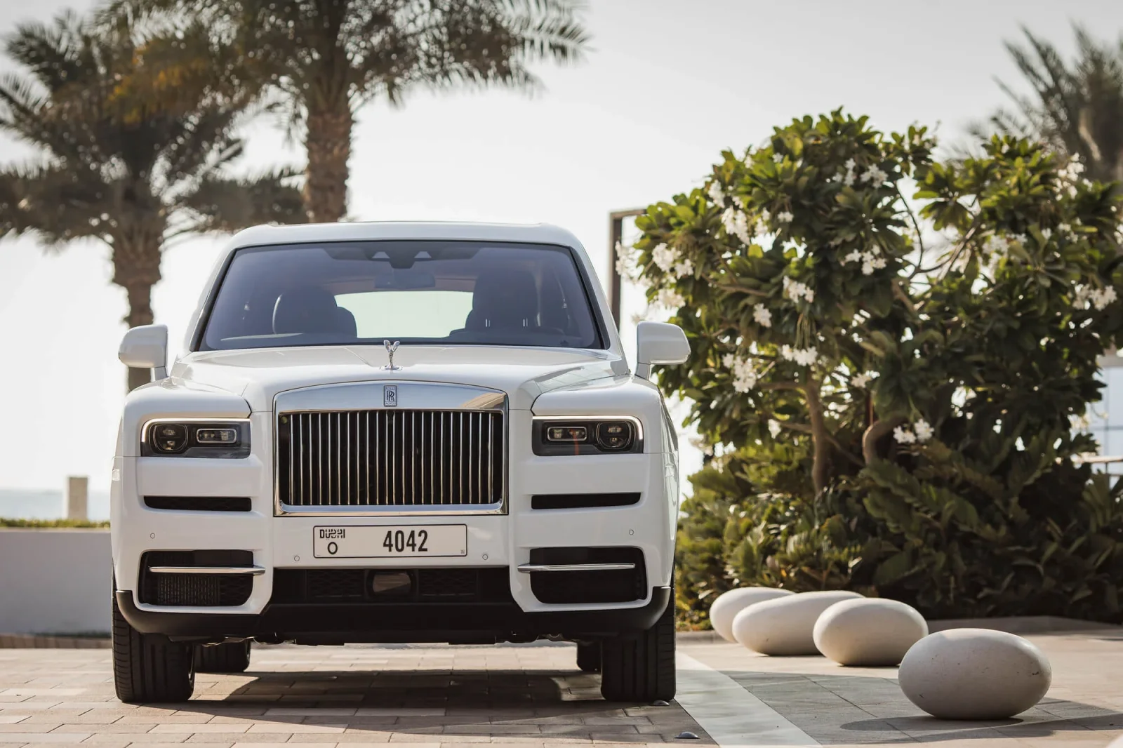 Affitto Rolls-Royce Cullinan  Bianco 2022 in Dubai