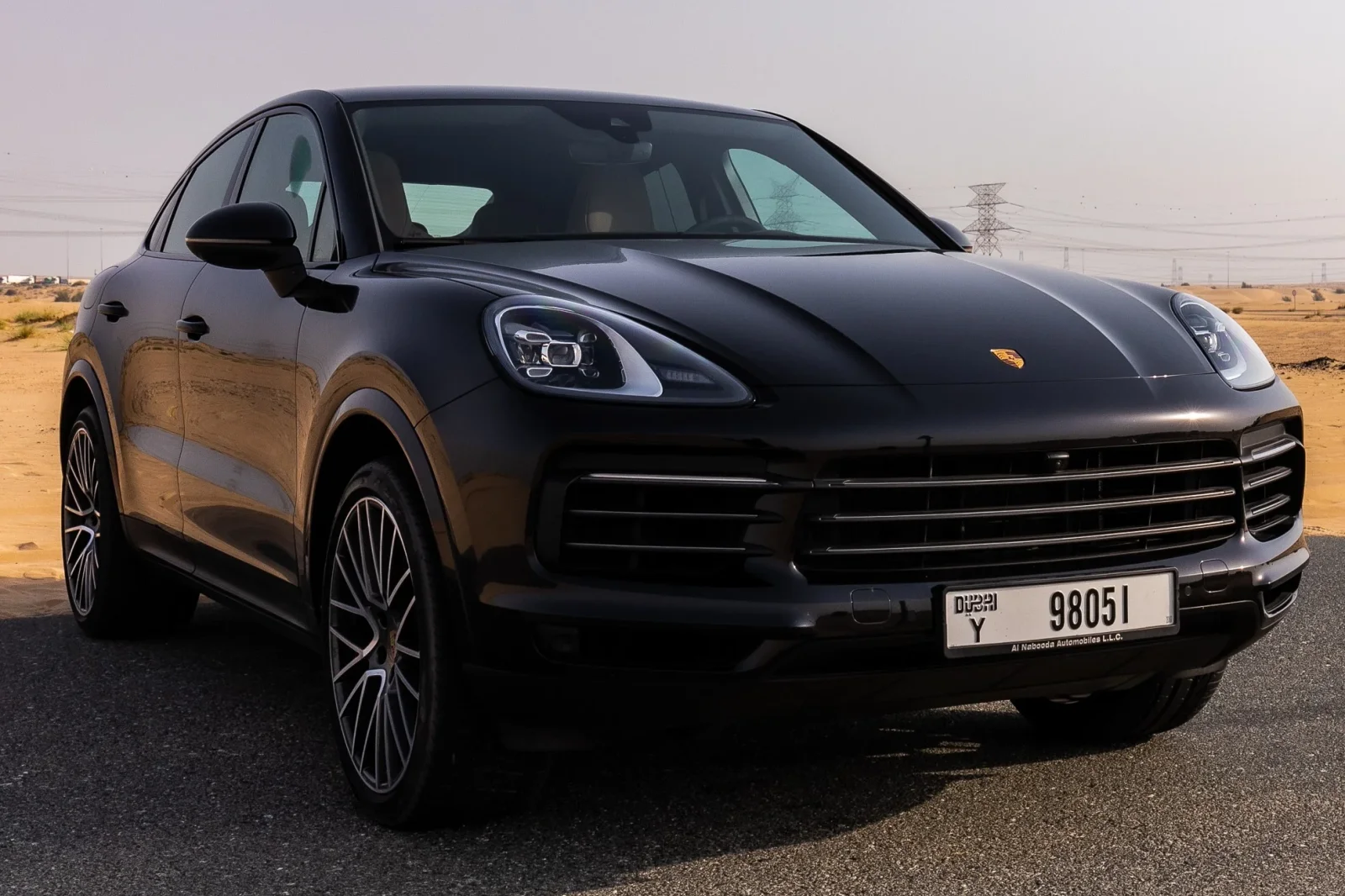 Miete Porsche Cayenne  Schwarz 2022 in der Dubai