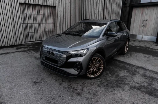 Audi Q4 e-tron Grigio 2022