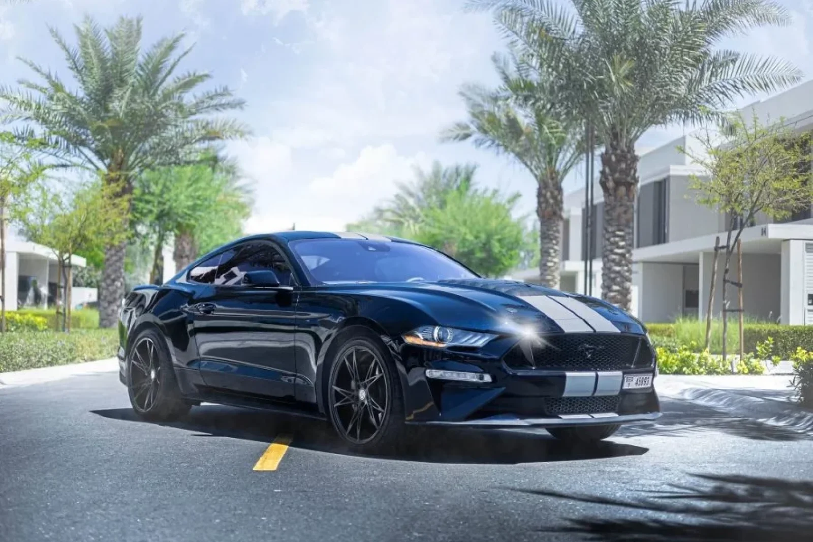 Loyer Ford Mustang GT Convertible Noir 2021 en Dubai