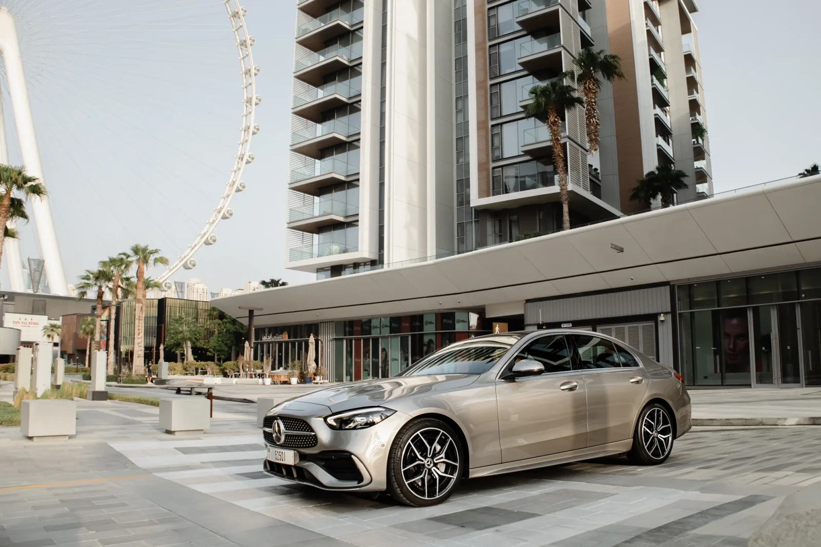 Huren Mercedes-Benz C-Class C200 Zilver 2022 in Dubai - 9 