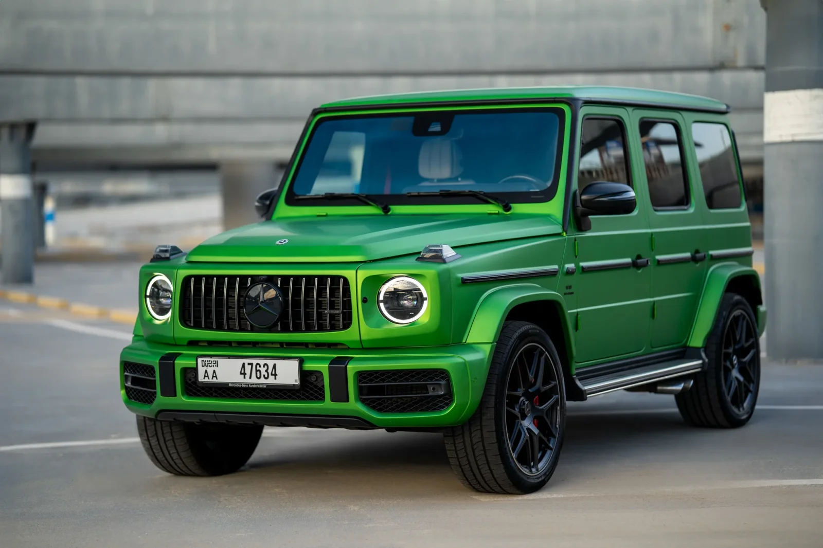Miete Mercedes-Benz G-Class G63 AMG Grün 2023 in der Dubai - 2 