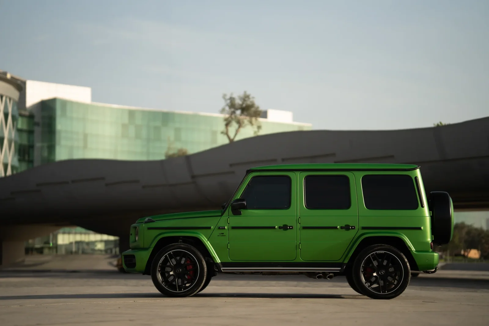 Miete Mercedes-Benz G-Class G63 AMG Grün 2023 in der Dubai - 7 