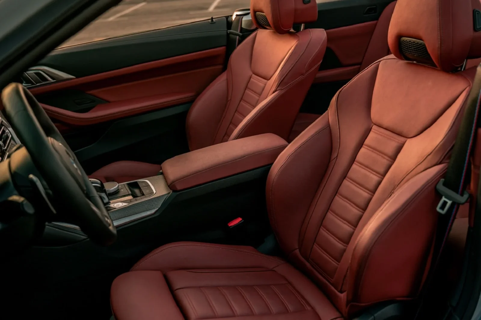 Kiralık BMW 4-Series 430i Gri 2022 içinde Dubai - 2 