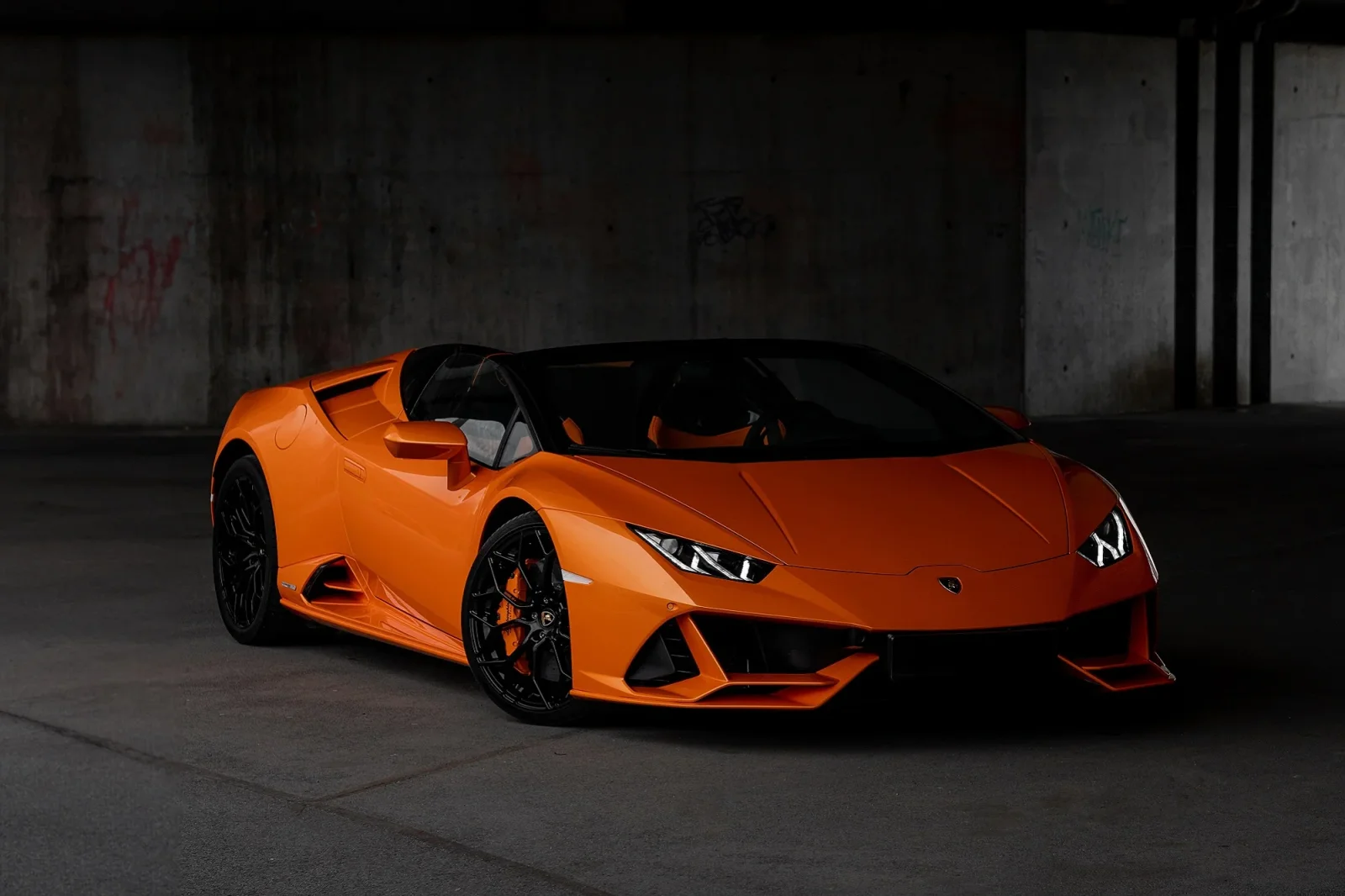 Аренда Lamborghini Huracan LP610 Evo Spyder Оранжевый 2024 в Дубае