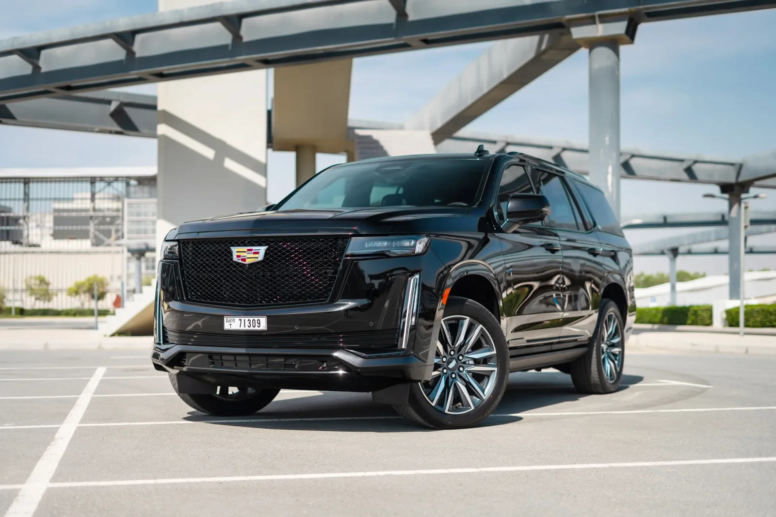 Miete Cadillac Escalade  Schwarz 2023 in der Dubai