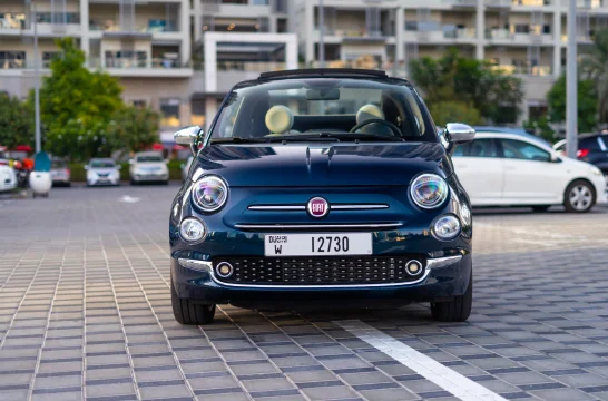 Fiat 500 Dolcevita Blau 2022