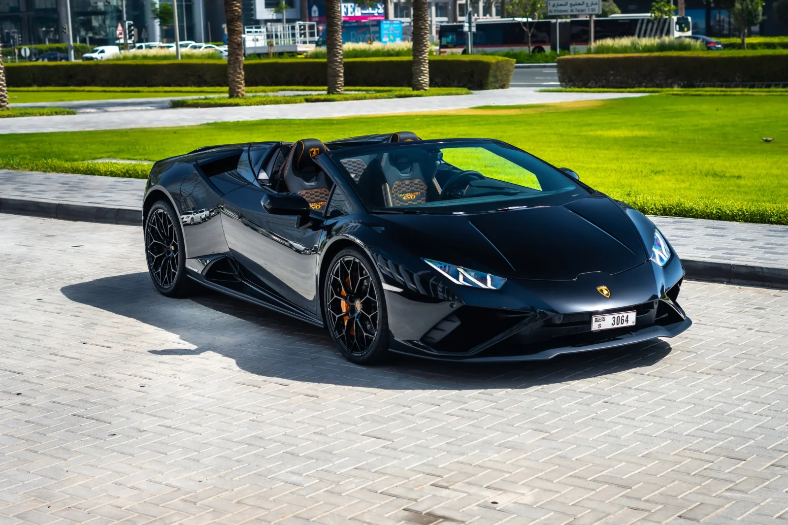 Affitto Lamborghini Huracan EVO Spider Nero 2023 in Dubai