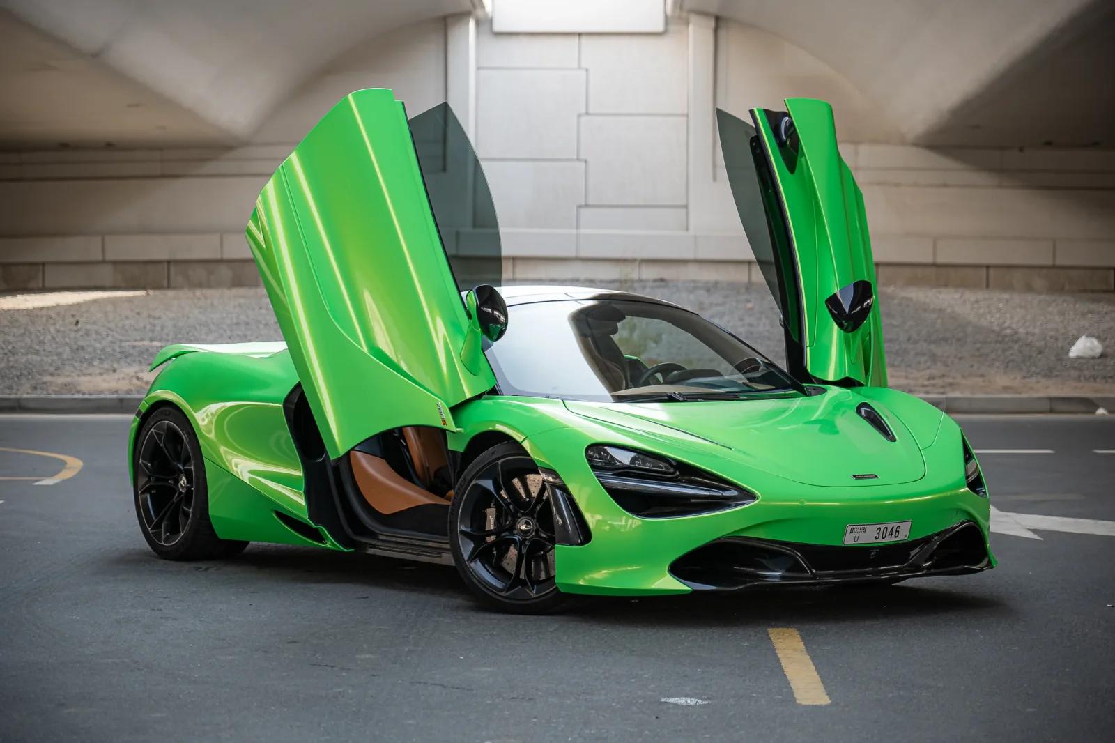 Miete McLaren 720S Spider Grün 2023 in der Dubai