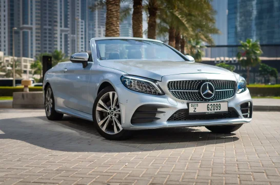 Mercedes-Benz C-Class 200 Gris 2023