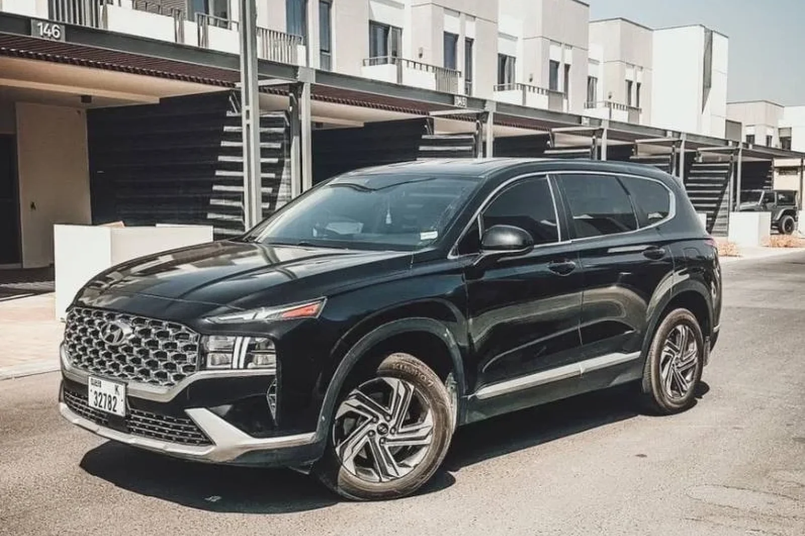 Miete Hyundai Santa Fe  Schwarz 2022 in der Dubai