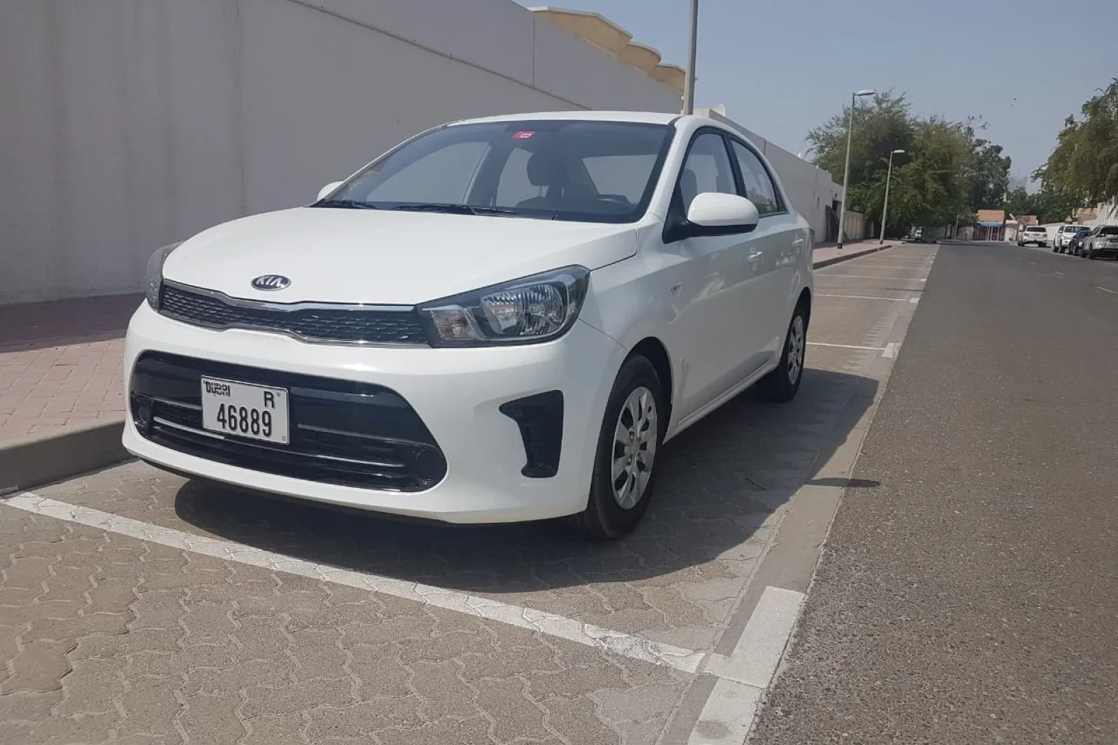 Affitto Kia Pegas  Bianco 2020 in Dubai