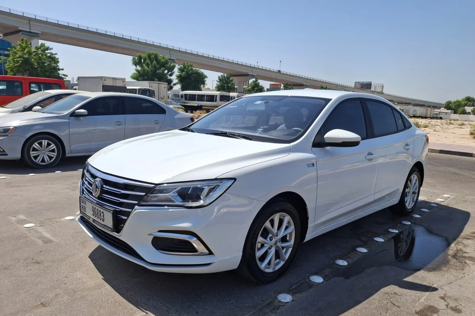 Affitto MG 5  Bianco 2022 in Dubai